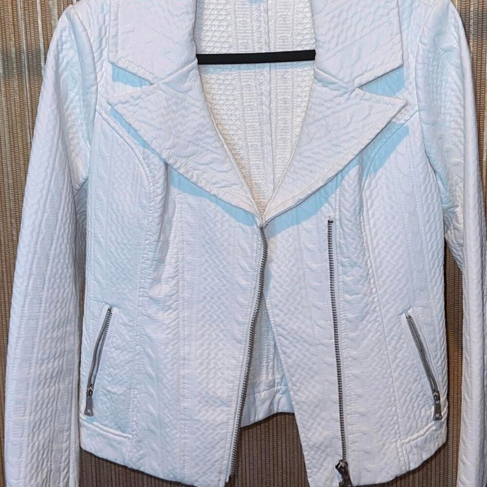 Unbranded Women's White and Blue Jacket